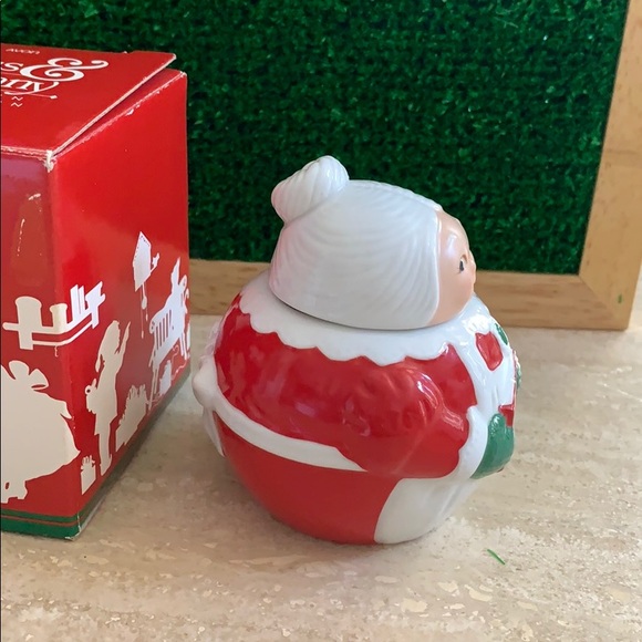 Mrs. Santa Claus & Company Porcelain Collection - Picture 8 of 13